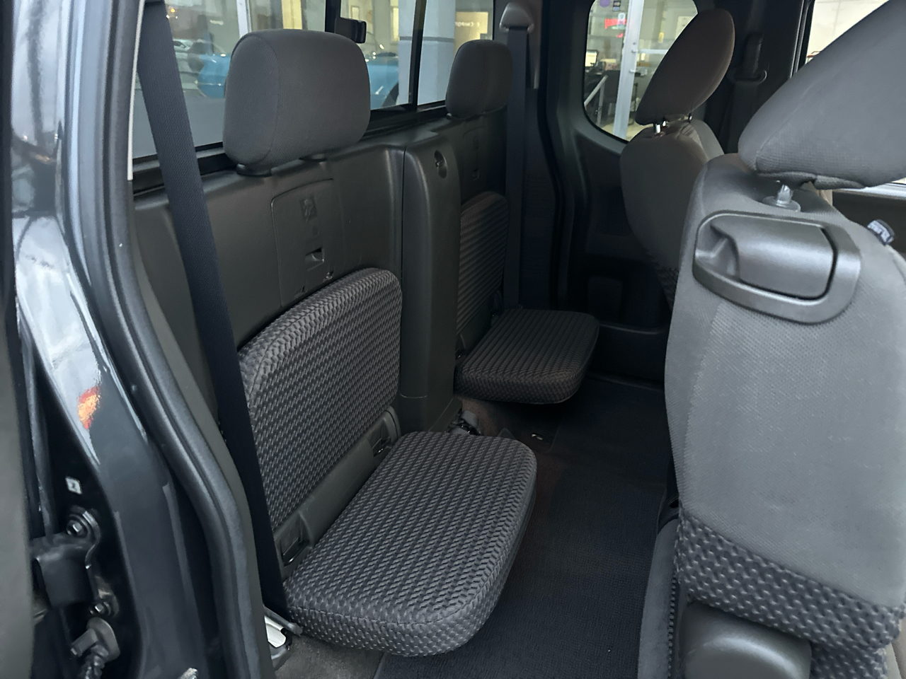 Nissan Frontier 4WD King Cab Auto SV 2014