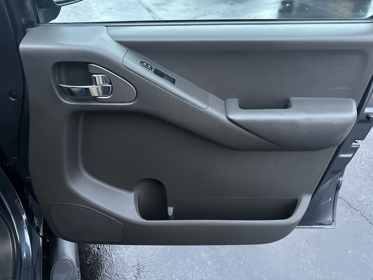 Nissan Frontier 4WD King Cab Auto SV 2014