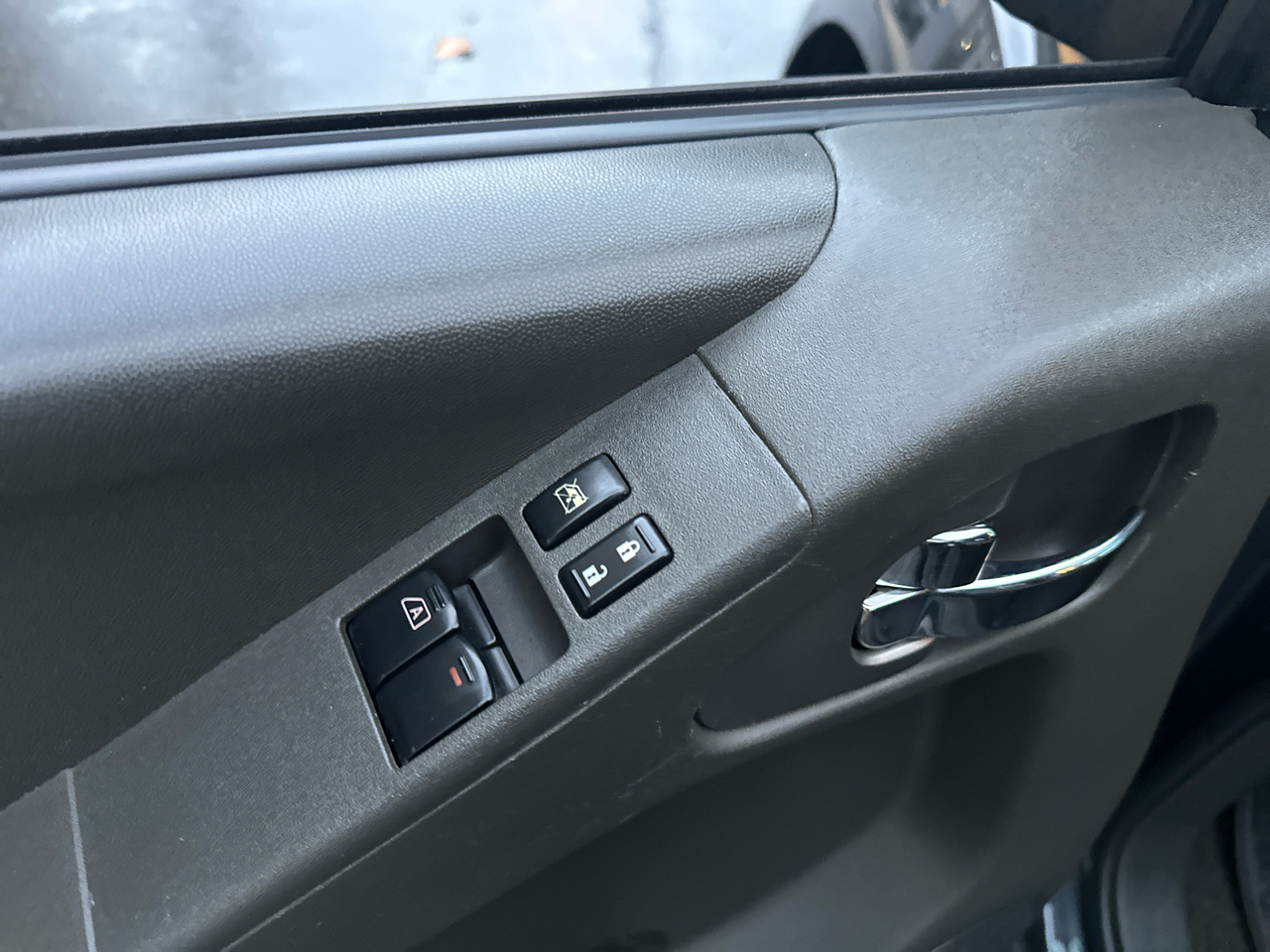 Nissan Frontier 4WD King Cab Auto SV 2014