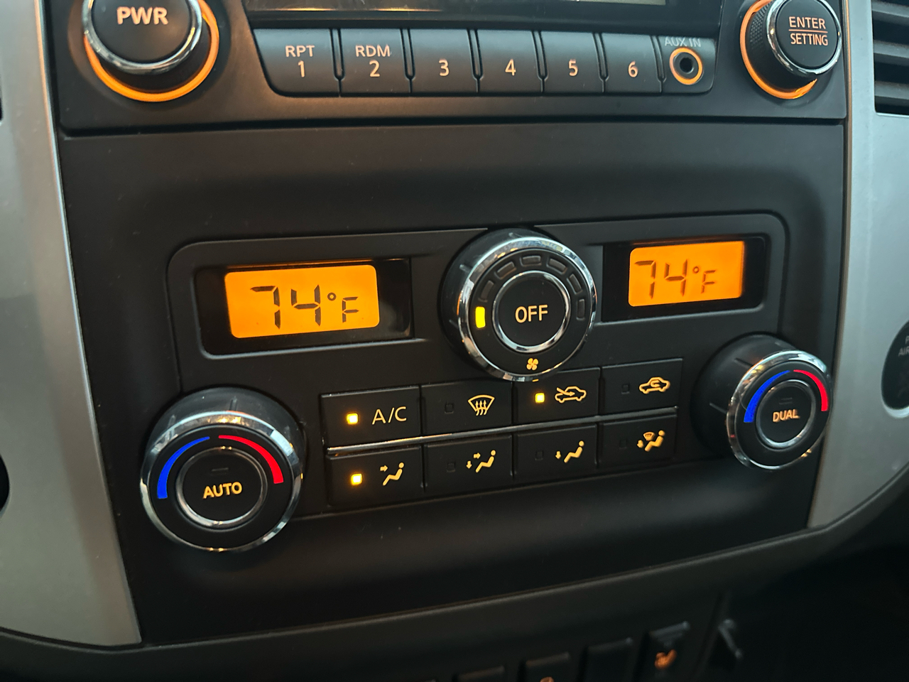 Nissan Frontier 4WD King Cab Auto SV 2014