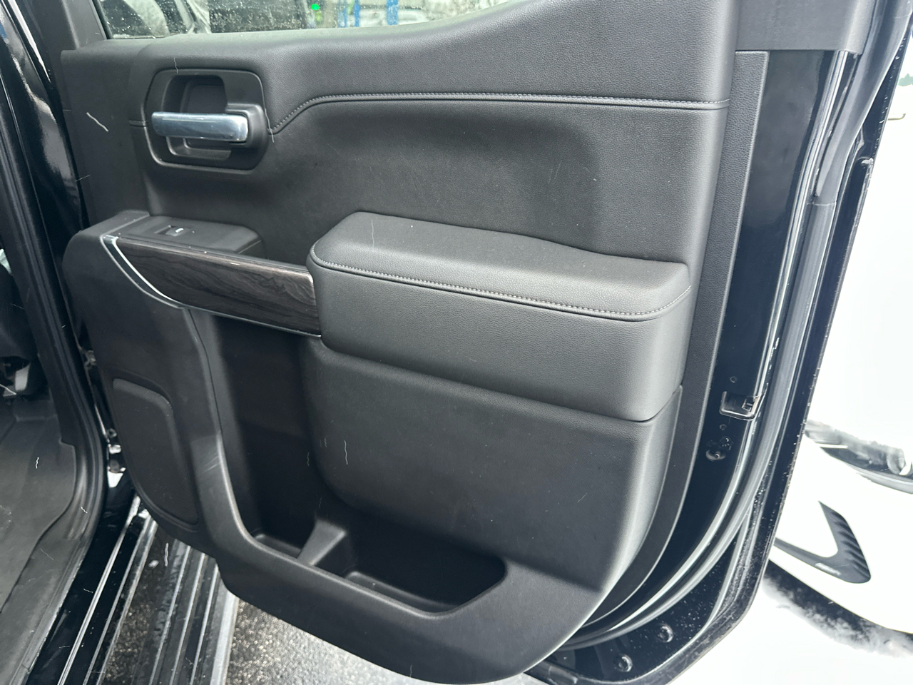 Chevrolet Silverado 1500 4WD Crew Cab 147" LTZ 2020