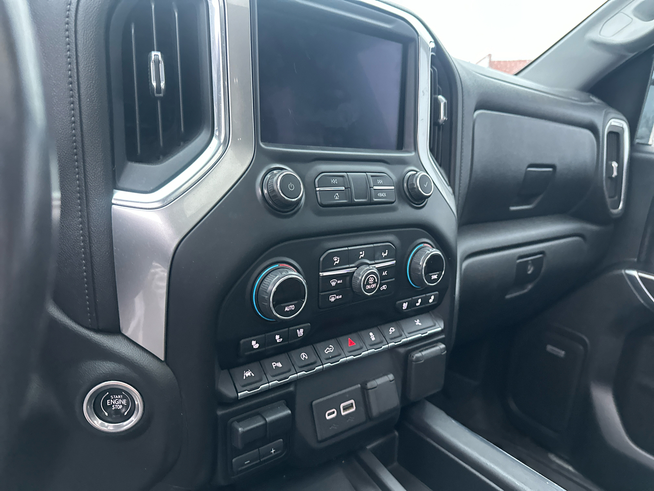 Chevrolet Silverado 1500 4WD Crew Cab 147" LTZ 2020