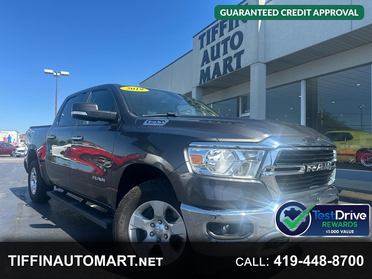 2019 RAM 1500 Big Horn/Lone Star 4x4 Crew Cab