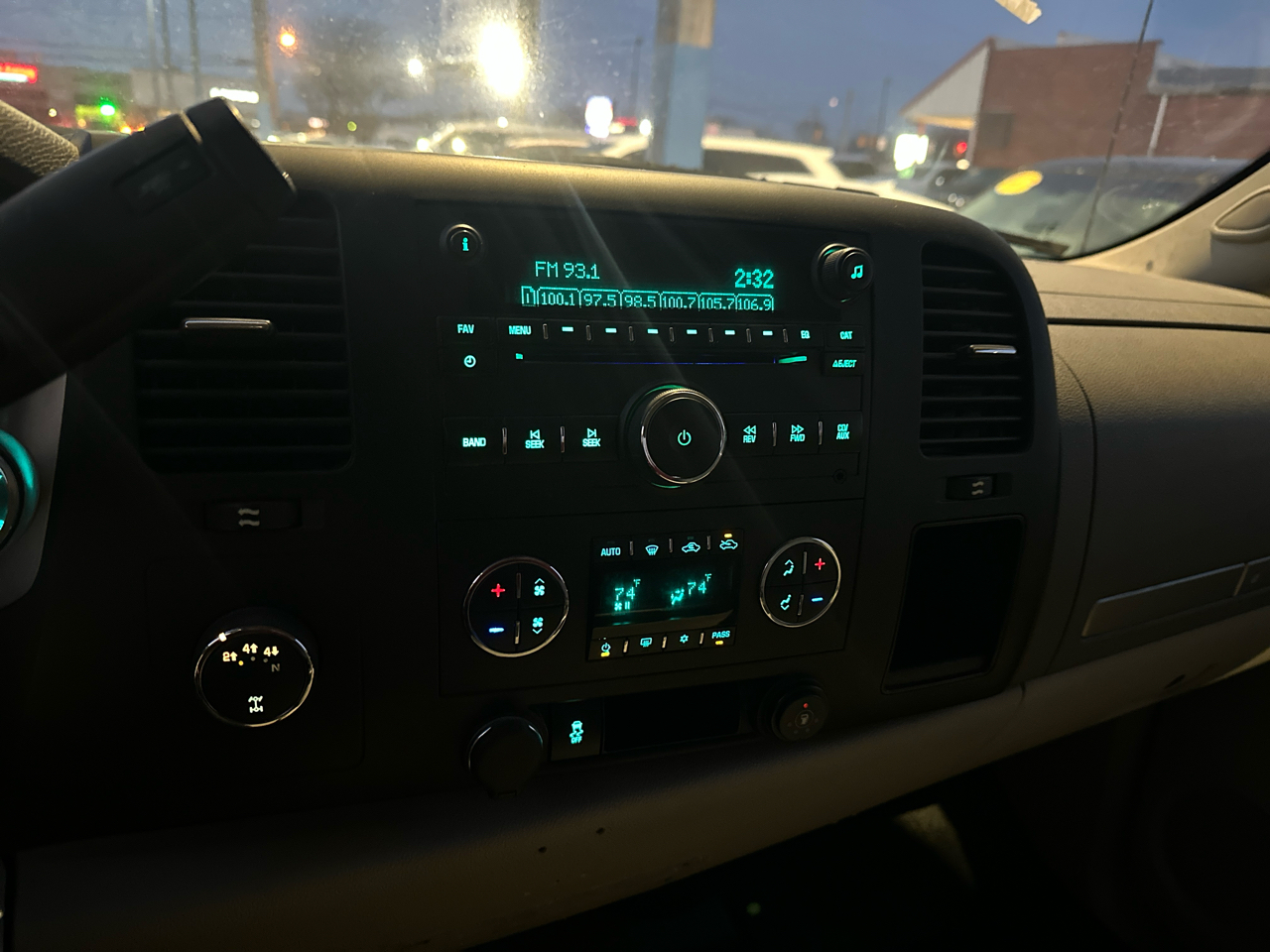 Chevrolet Silverado 2500HD 4WD Ext Cab 144.2" LT 2013