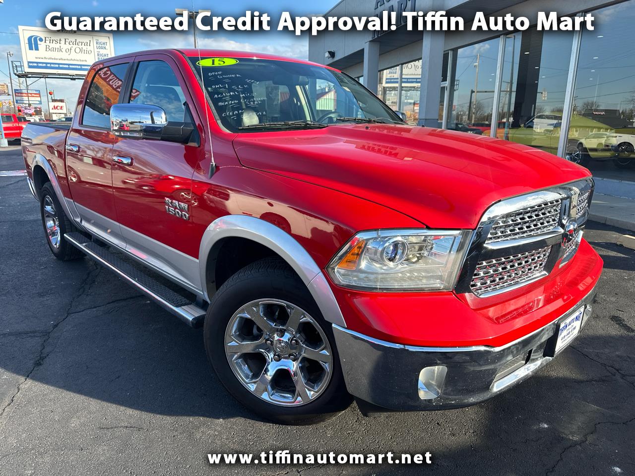 2015 RAM 1500 4WD Crew Cab 140.5" Laramie