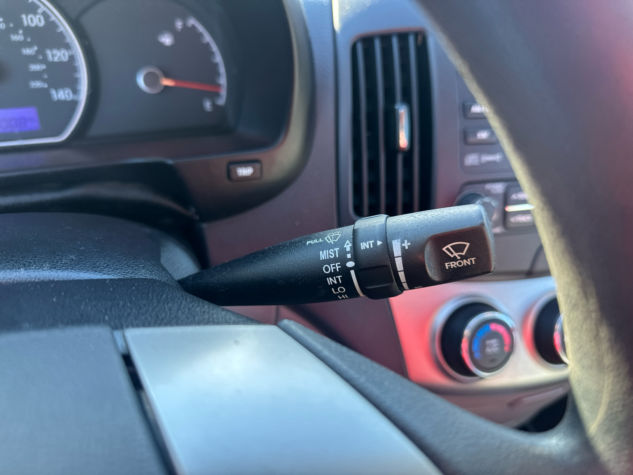 Hyundai Elantra 4dr Sdn Auto GLS 2010