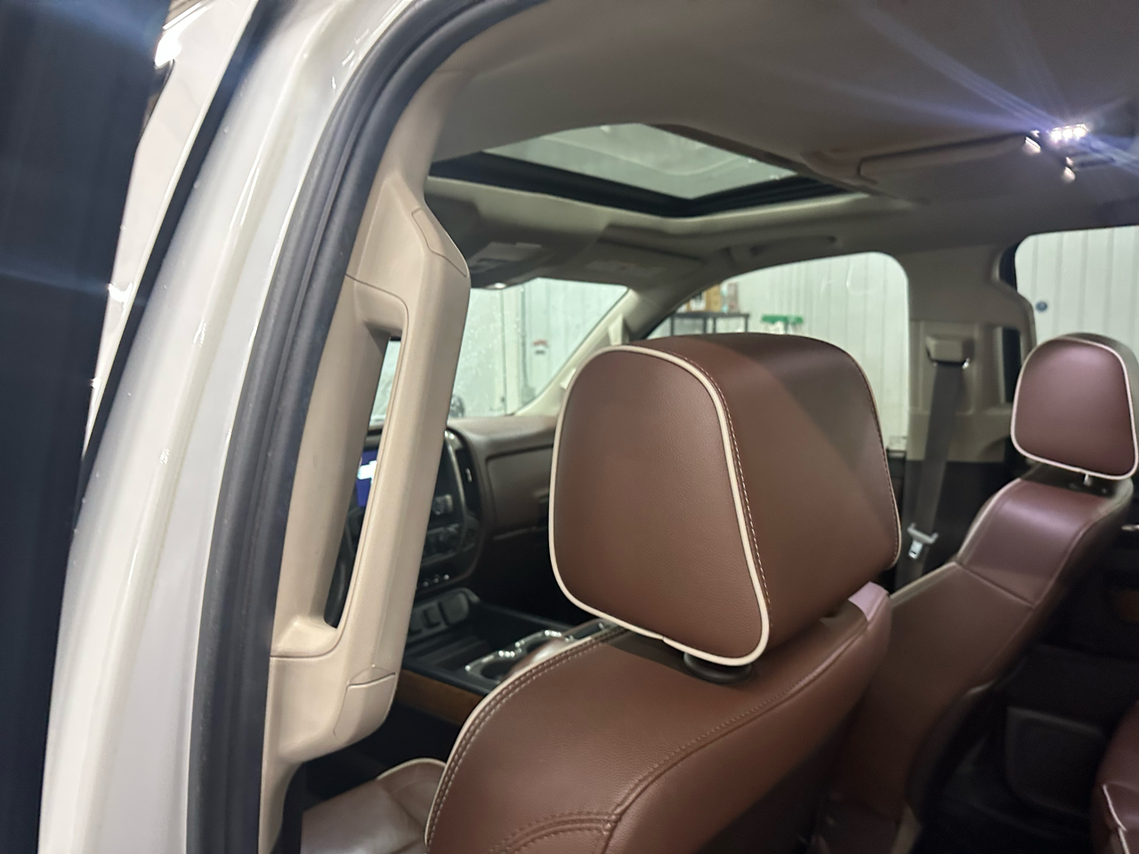 Chevrolet Silverado 3500HD Built After Aug 14  2015