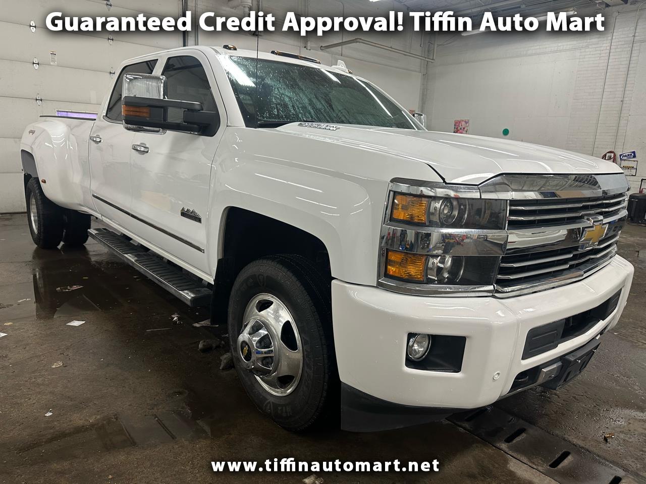 2015 Chevrolet Silverado 3500HD Built After Aug 14 4WD Crew Cab High Country