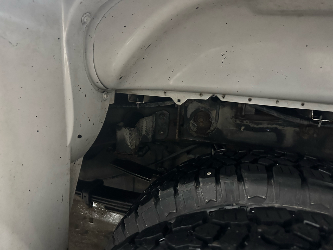 Chevrolet Silverado 3500HD Built After Aug 14  2015