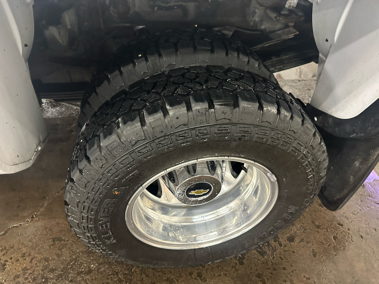 Chevrolet Silverado 3500HD Built After Aug 14  2015