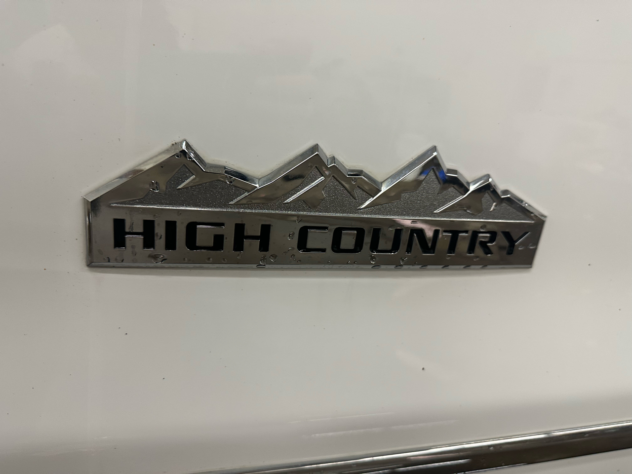 Chevrolet Silverado 3500HD Built After Aug 14  2015