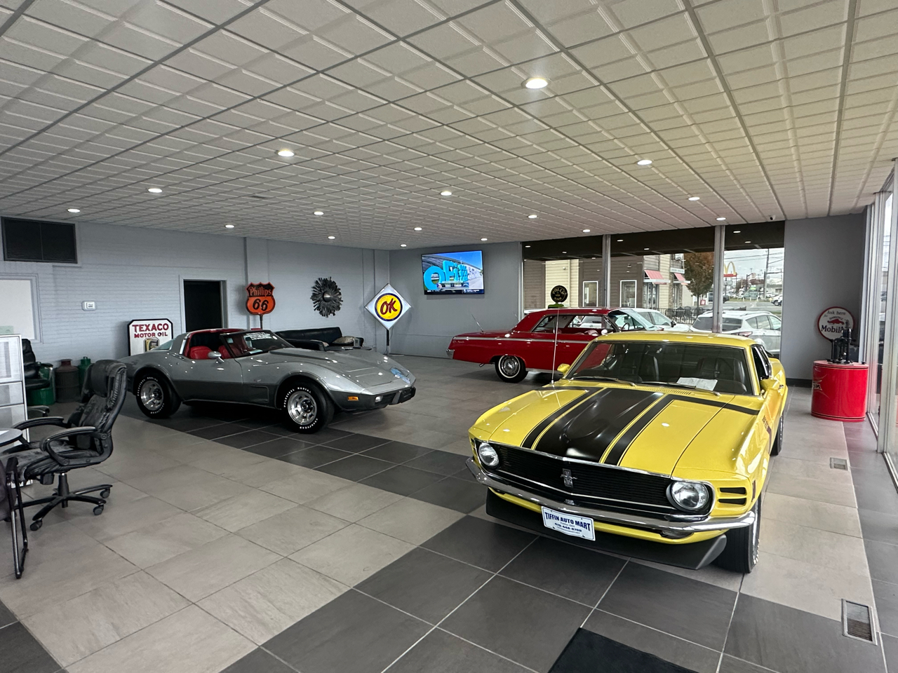 Chevrolet Silverado 3500HD Built After Aug 14  2015