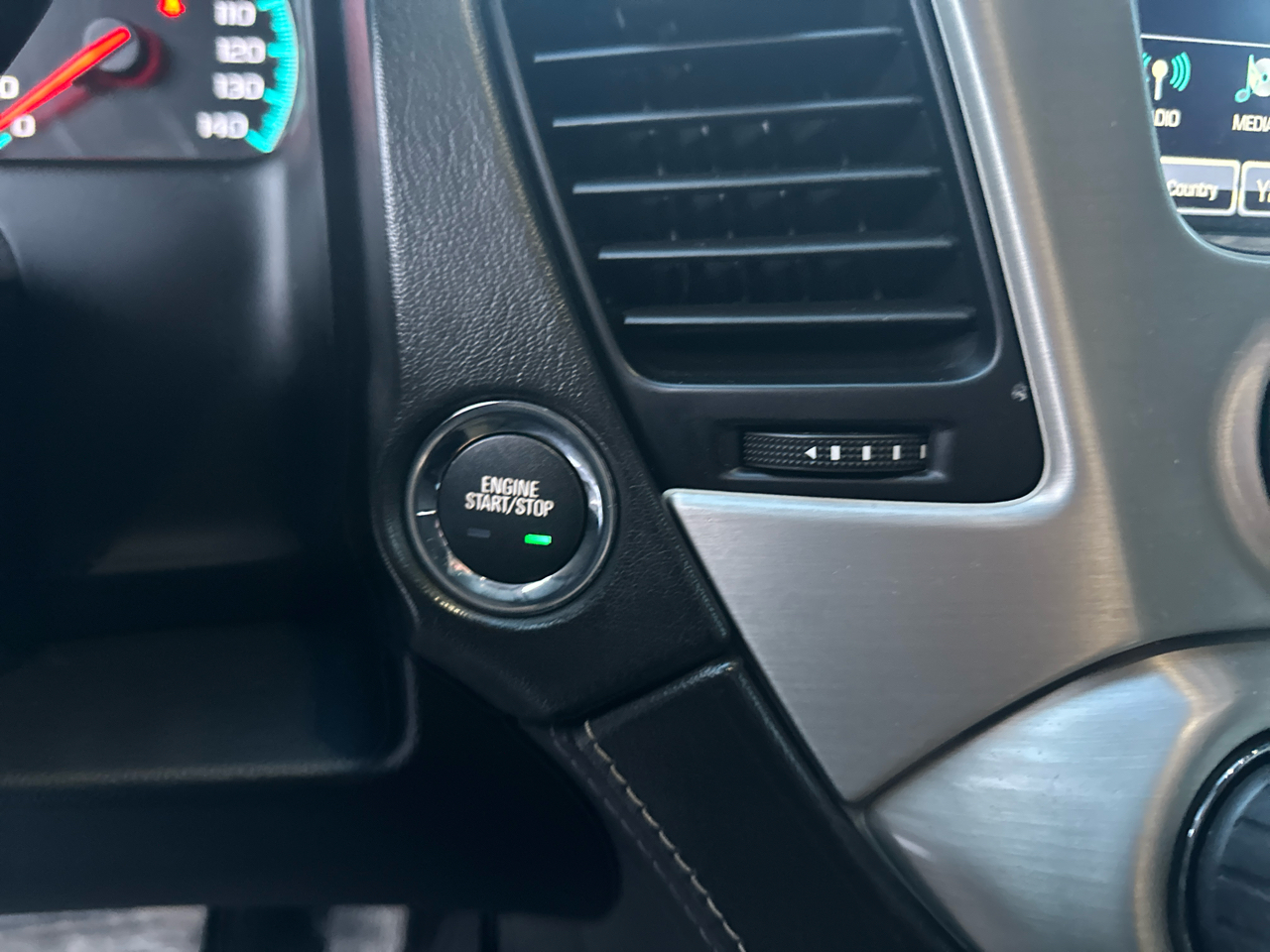 GMC Yukon 4WD 4dr Denali 2019