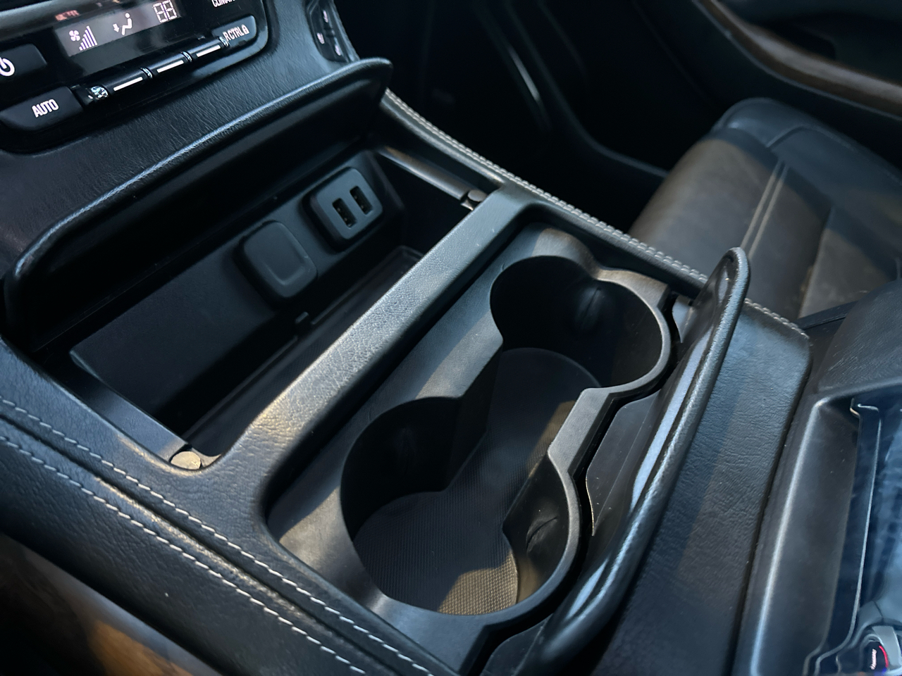 GMC Yukon 4WD 4dr Denali 2019