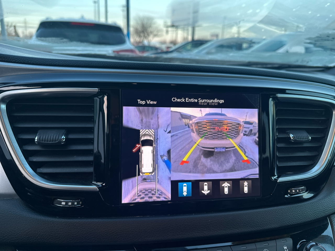 Chrysler Pacifica Touring L Plus FWD 2019