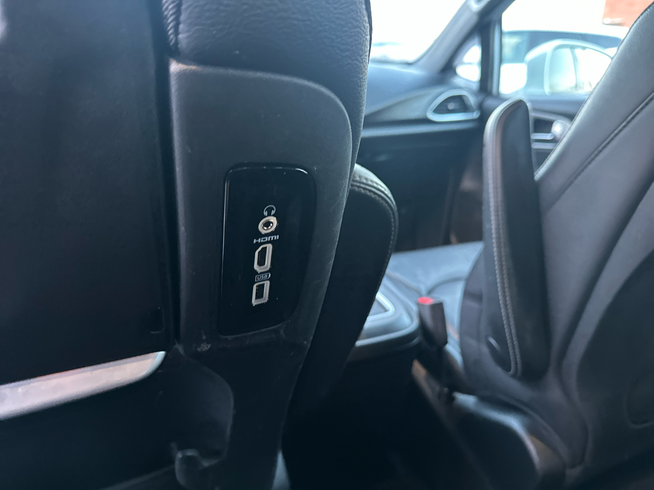 Chrysler Pacifica Touring L Plus FWD 2019