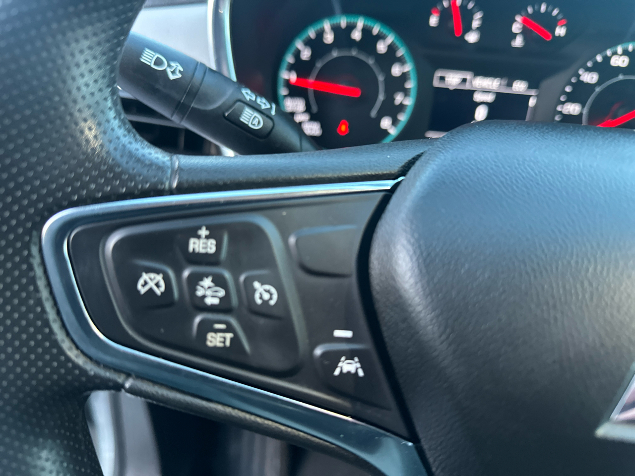 Chevrolet Equinox AWD 4dr LS w/1FL 2023