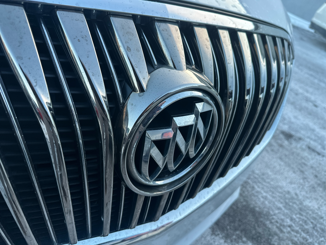 Buick LaCrosse 4dr Sdn Leather FWD 2016