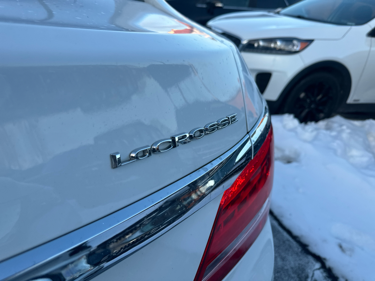 Buick LaCrosse 4dr Sdn Leather FWD 2016