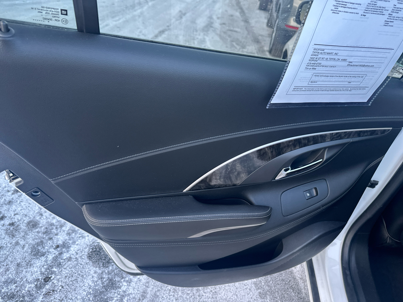 Buick LaCrosse 4dr Sdn Leather FWD 2016