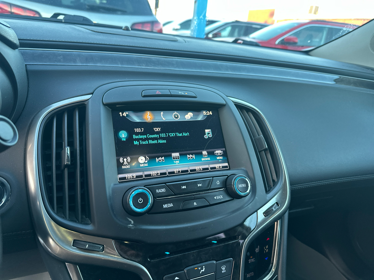 Buick LaCrosse 4dr Sdn Leather FWD 2016