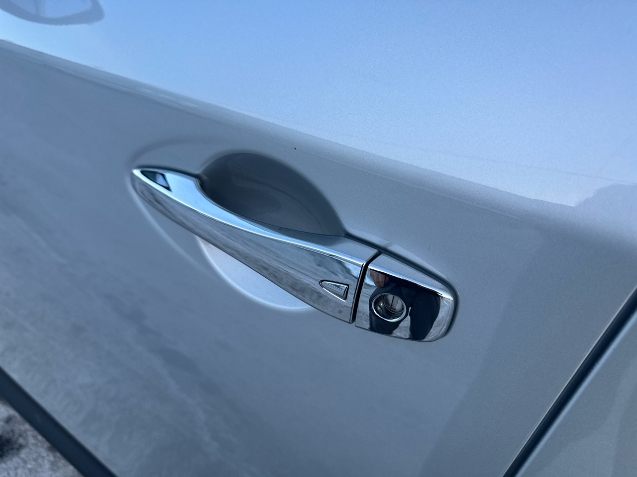 Nissan Pathfinder 4x4 SV 2017