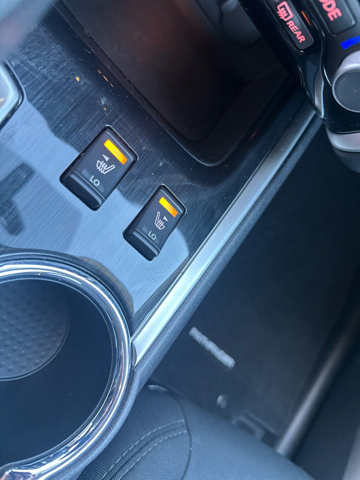 Nissan Pathfinder 4x4 SV 2017