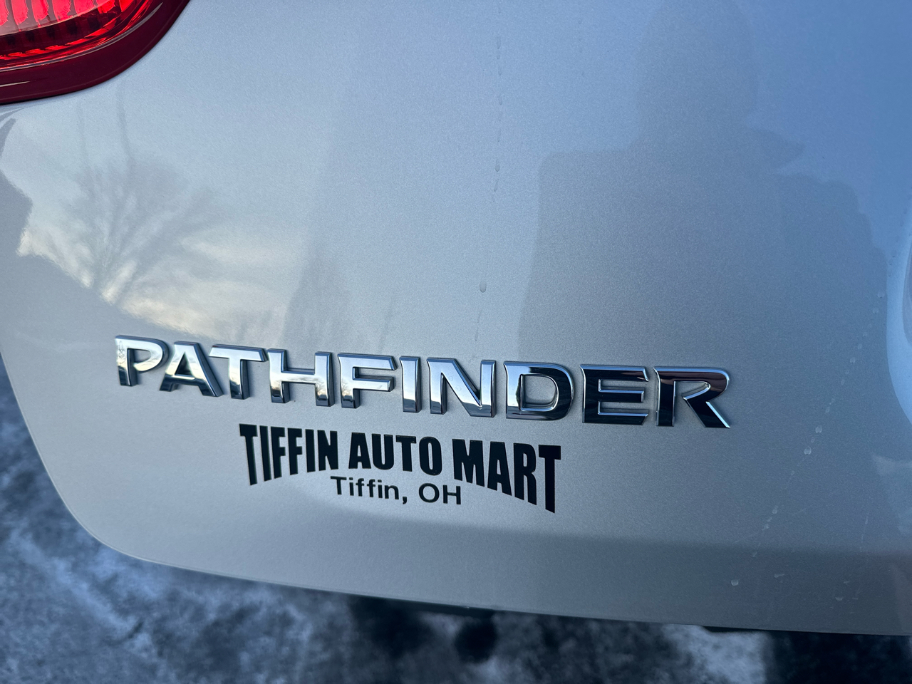 Nissan Pathfinder 4x4 SV 2017