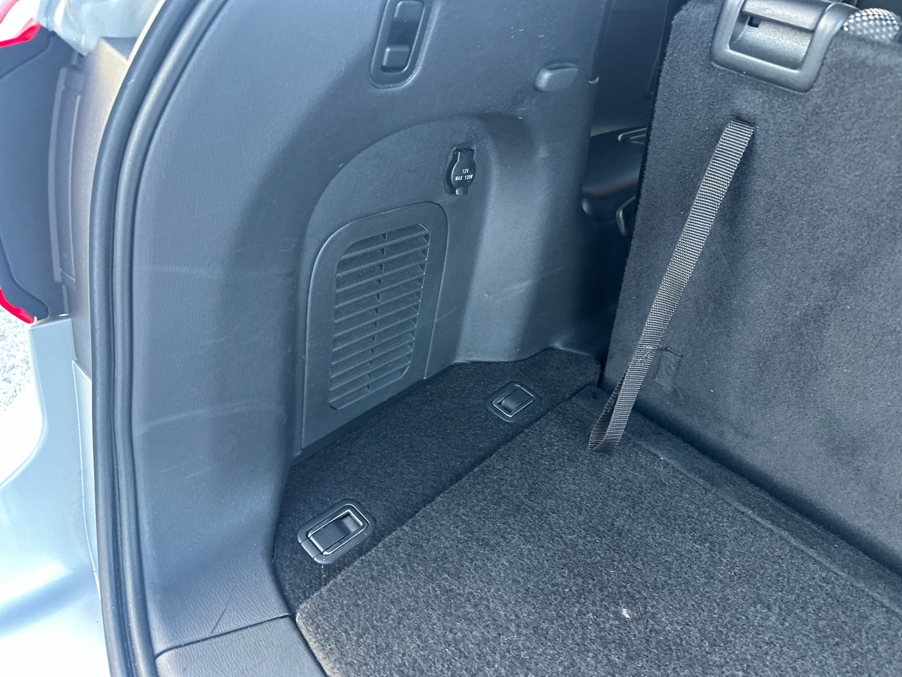 Nissan Pathfinder 4x4 SV 2017