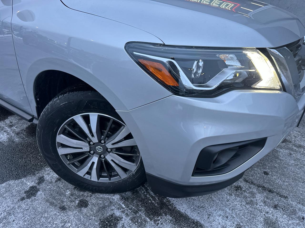 Nissan Pathfinder  2017