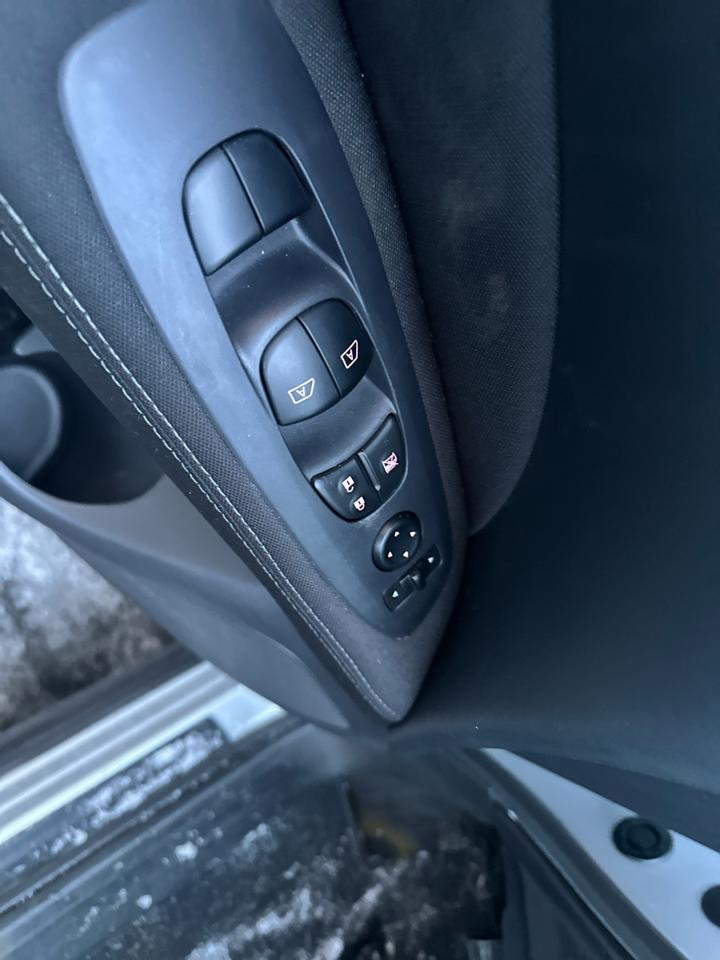 Nissan Pathfinder  2017