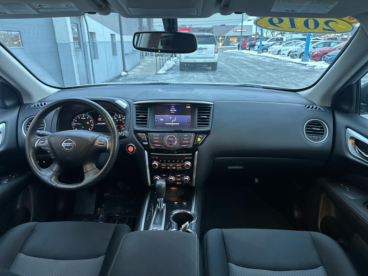 Nissan Pathfinder  2017