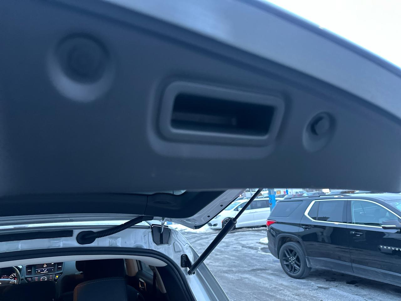 Nissan Pathfinder  2017