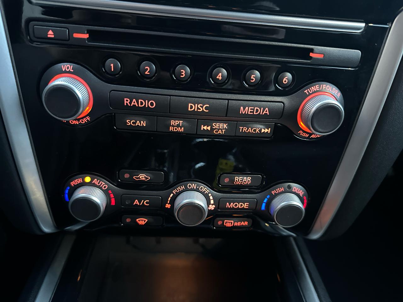 Nissan Pathfinder  2017