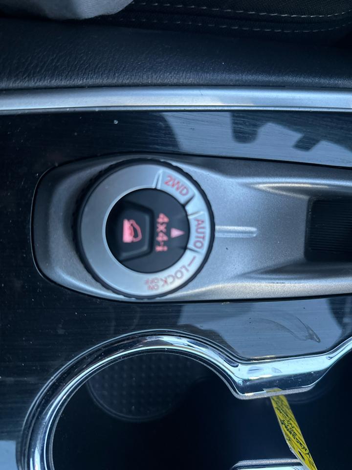 Nissan Pathfinder  2017