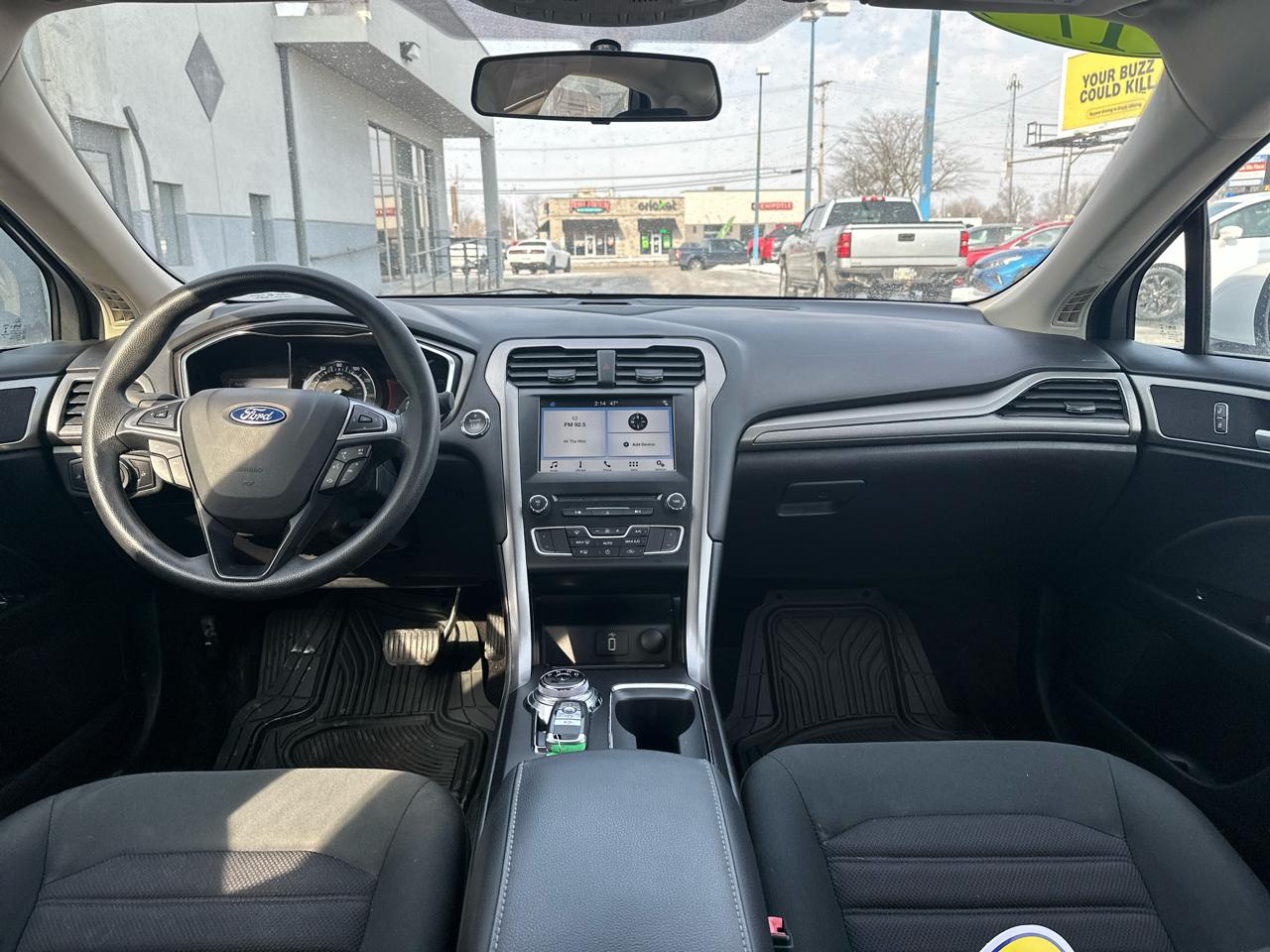 Ford Fusion SE FWD 2017