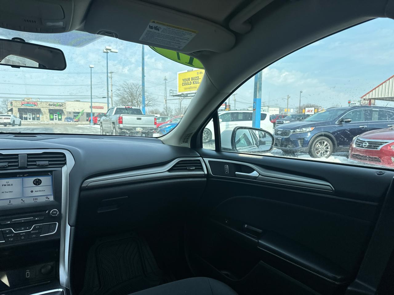 Ford Fusion SE FWD 2017