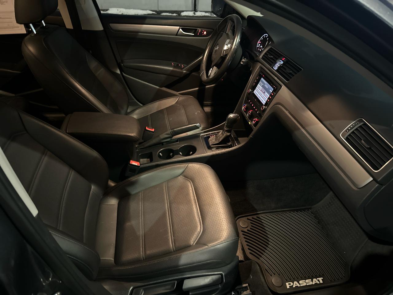 Volkswagen Passat 4dr Sdn 1.8T Auto S PZEV 2015