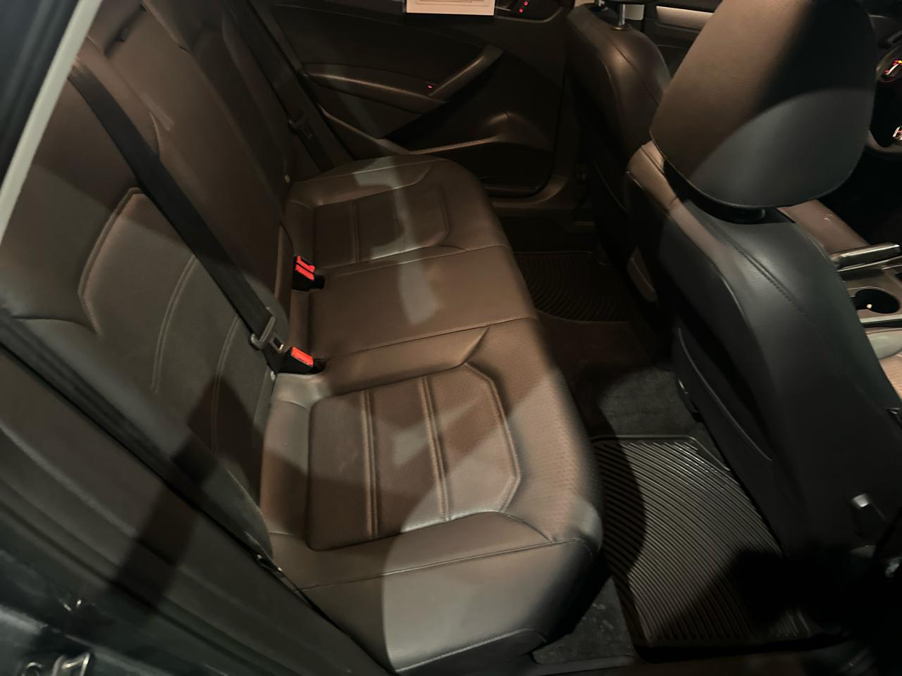 Volkswagen Passat 4dr Sdn 1.8T Auto S PZEV 2015