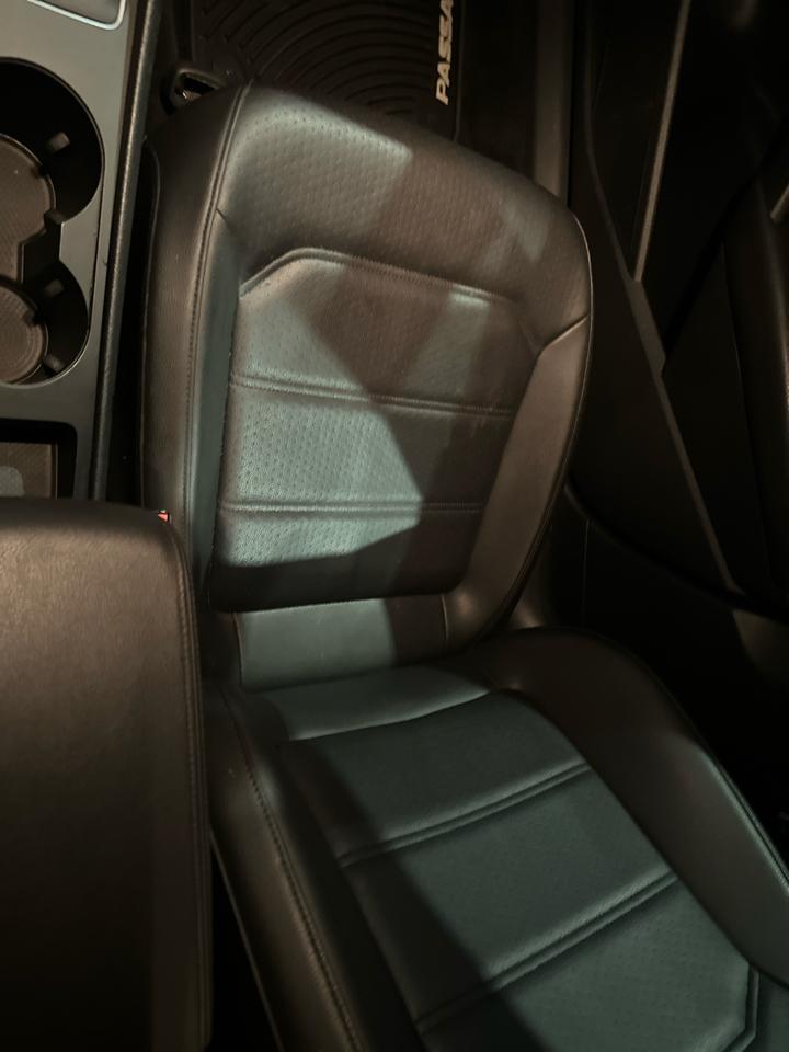 Volkswagen Passat 4dr Sdn 1.8T Auto S PZEV 2015