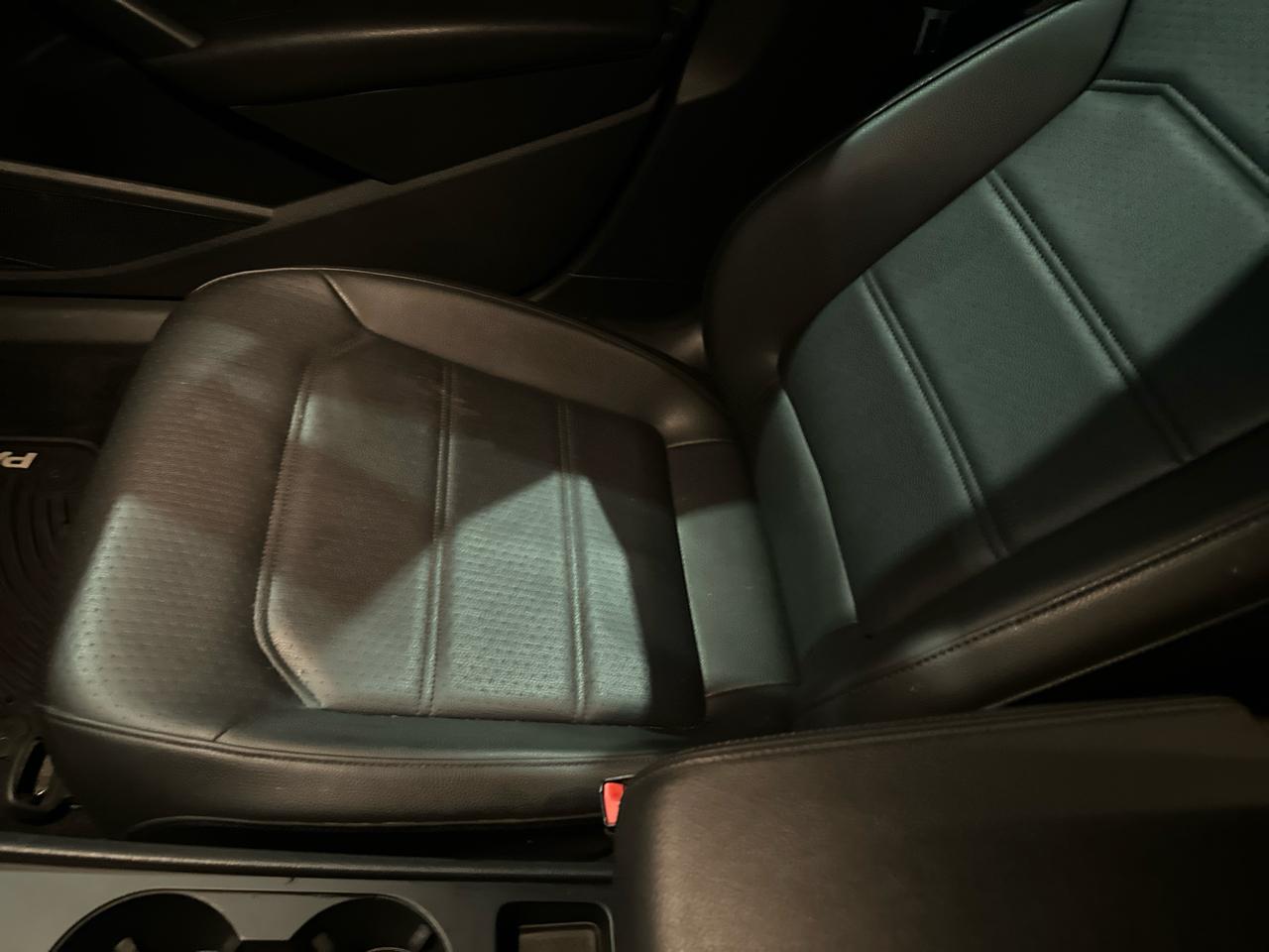 Volkswagen Passat 4dr Sdn 1.8T Auto S PZEV 2015