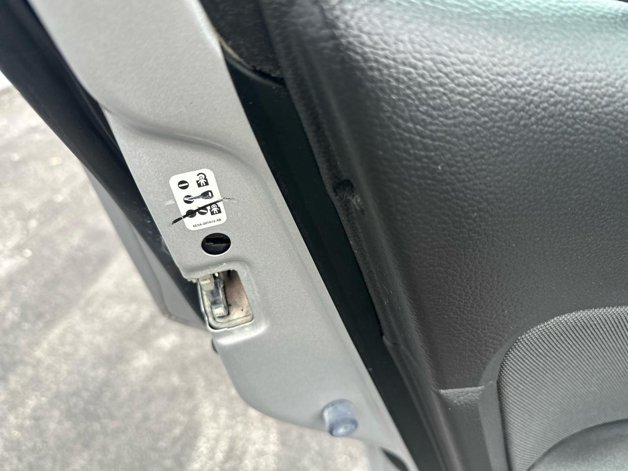 Ford Fusion 4dr Sdn SE FWD 2010