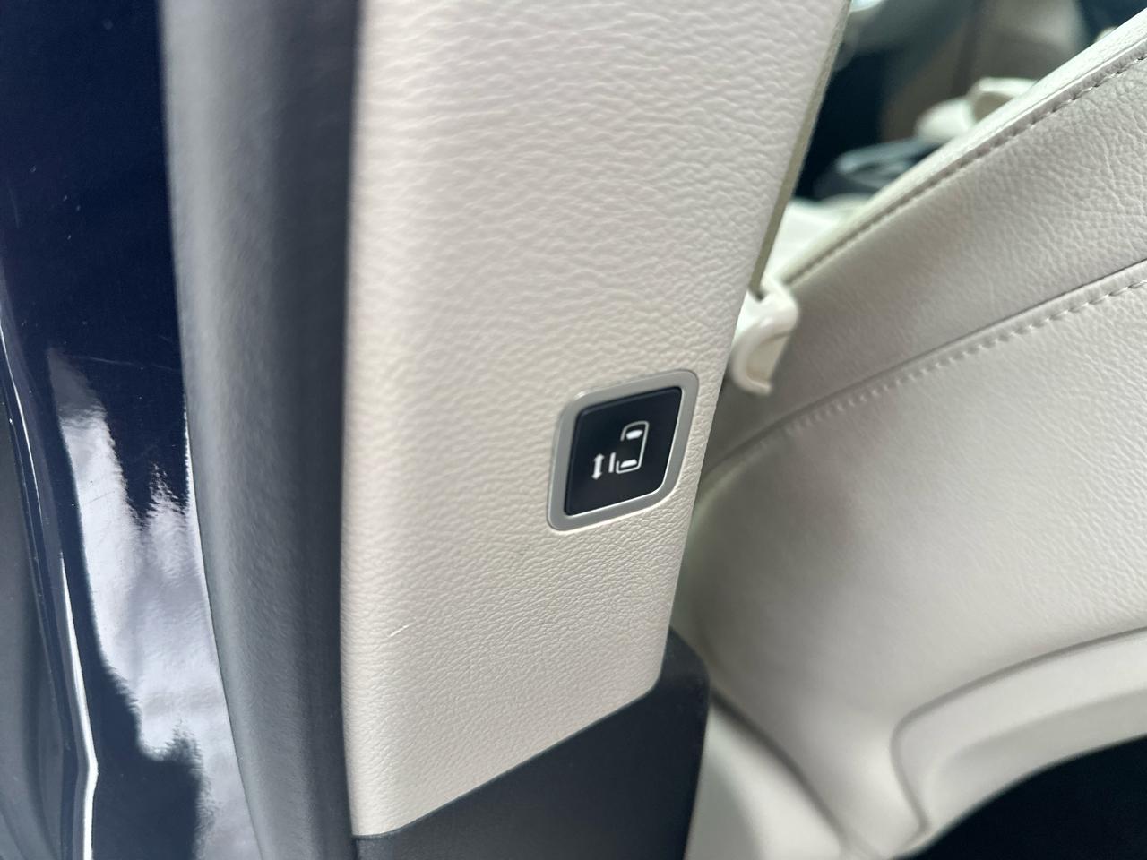 Chrysler Pacifica Touring-L FWD 2017