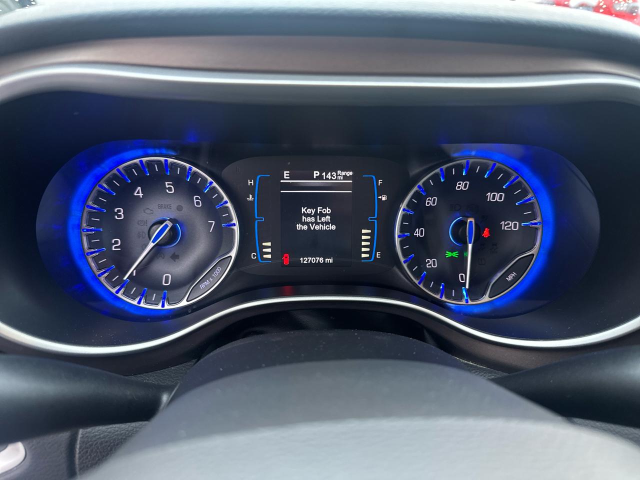 Chrysler Pacifica Touring-L FWD 2017