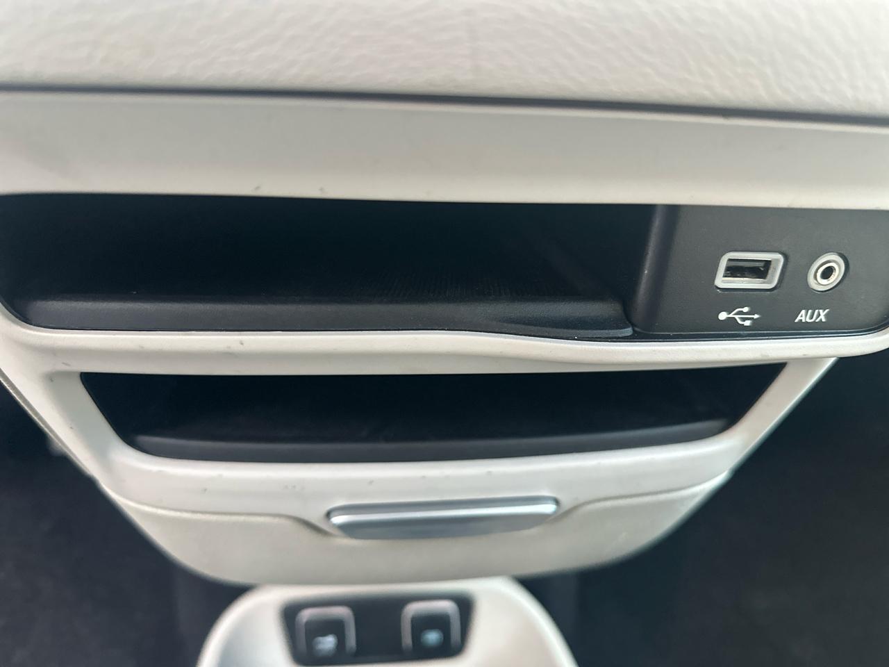 Chrysler Pacifica Touring-L FWD 2017