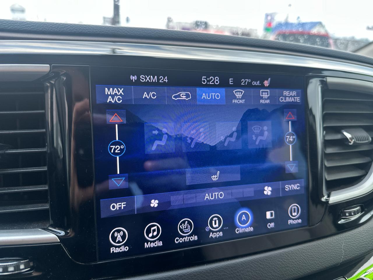 Chrysler Pacifica Touring-L FWD 2017