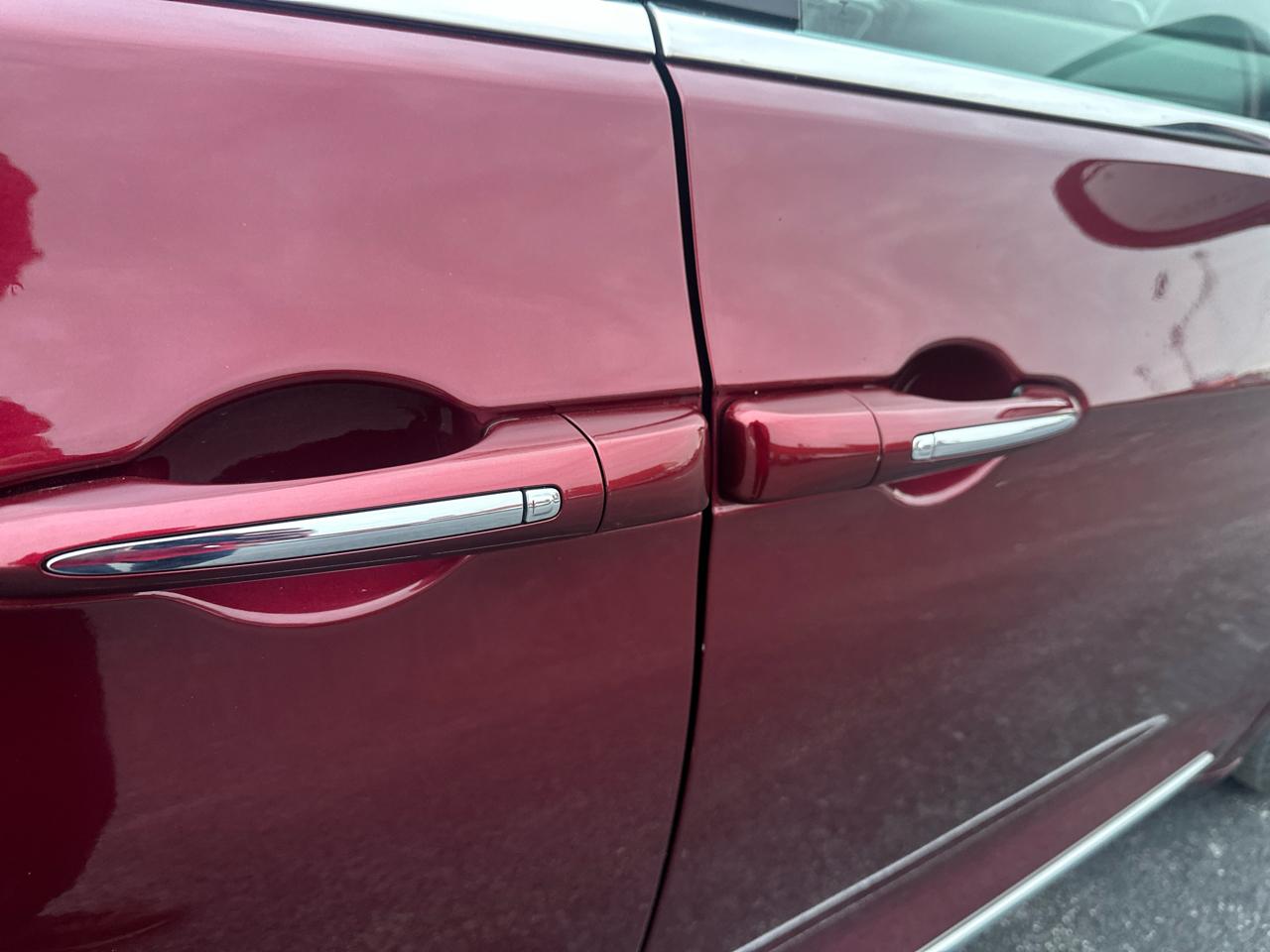 Chrysler Pacifica Touring L FWD 2018