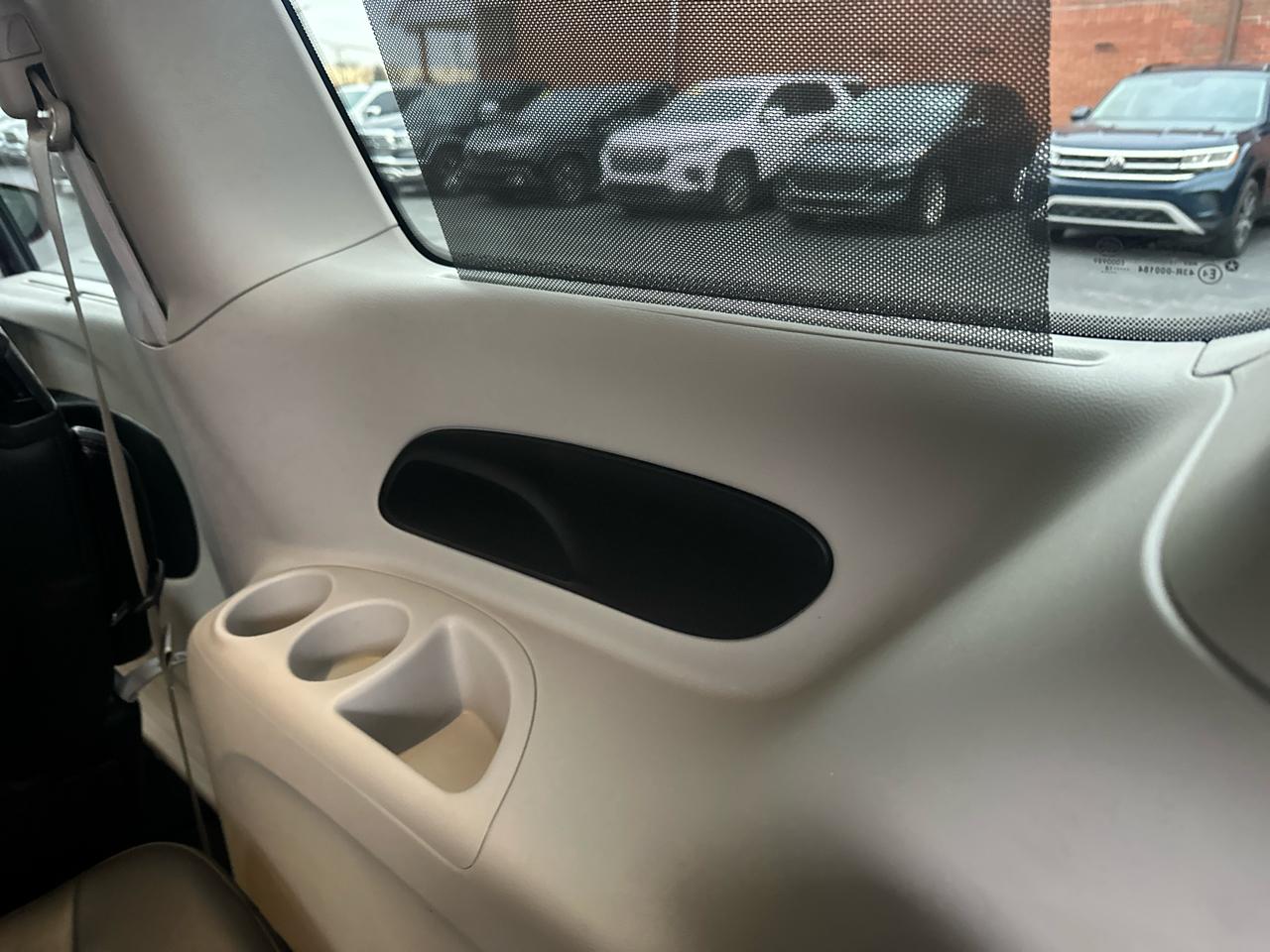 Chrysler Pacifica Touring L FWD 2018