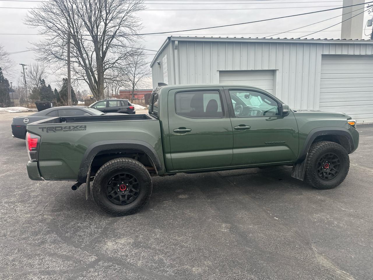 Toyota Tacoma 4WD SR Double Cab 5' Bed V6 AT (Natl) 2021