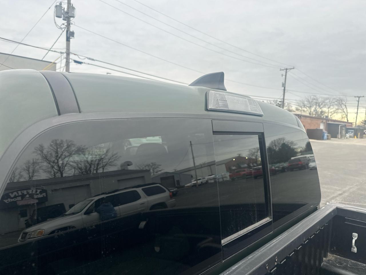 Toyota Tacoma 4WD SR Double Cab 5' Bed V6 AT (Natl) 2021